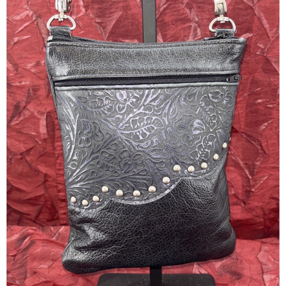 Vintage‎ Black Tooled Leather Crossbody Satchel Camera Themed Fabric Lining EUC
